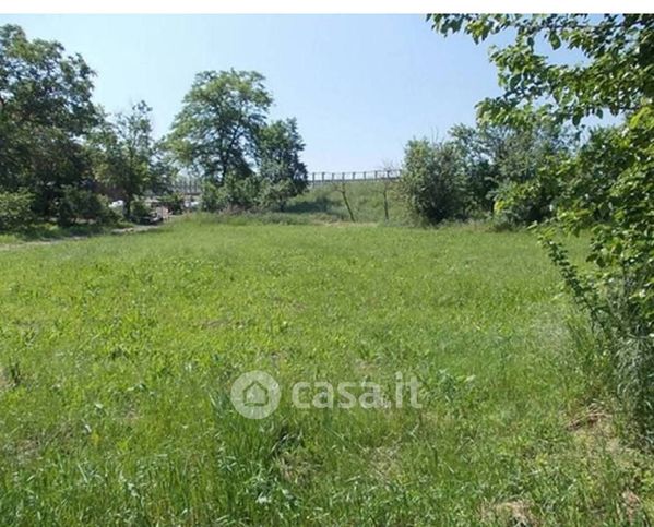 Terreno edificabile in residenziale in Cascina Moschina