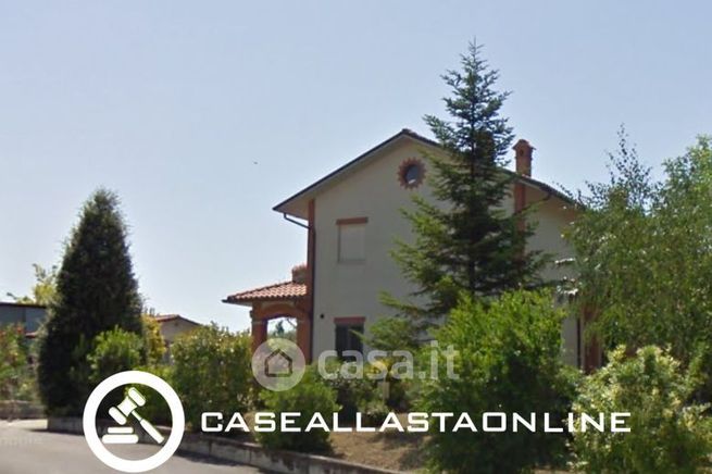 Casa indipendente in residenziale in Via Castellano