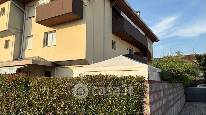 Appartamento in residenziale in Via P. Biasini 24