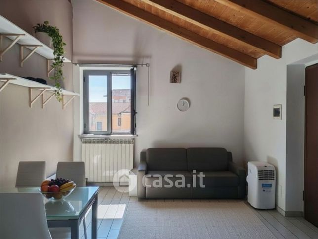 Attico/mansarda in residenziale in Via Tenivelli 29