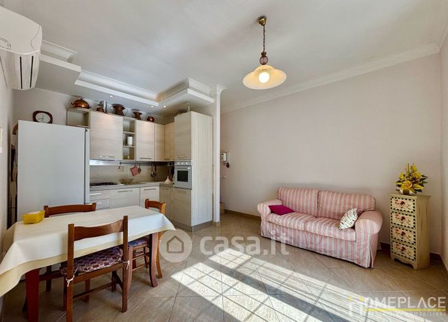 Appartamento in residenziale in Via dei Salici 42