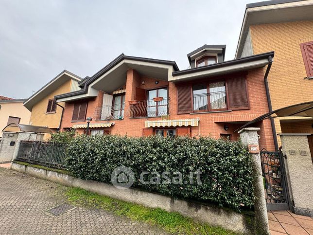 Villetta a schiera in residenziale in Via Mantova 2