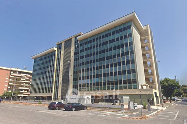 Ufficio in commerciale in Viale della Grande Muraglia 75