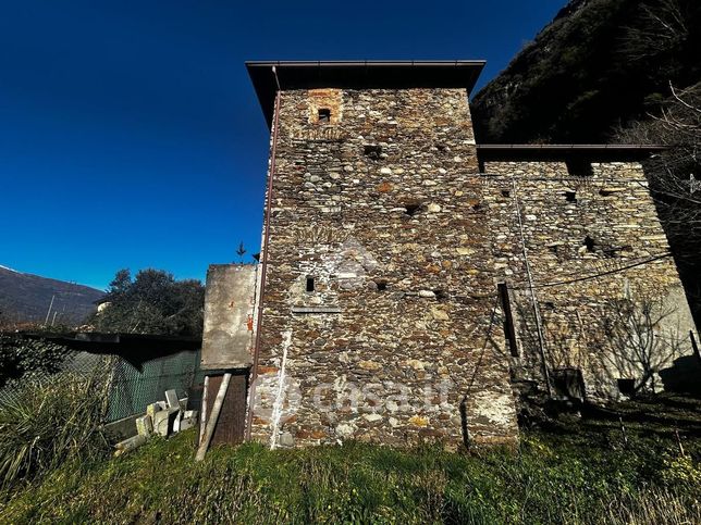 Rustico/casale in residenziale in Via Duca D'Aosta