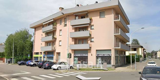 Ufficio in commerciale in Via Don Gerolamo Zaroli 63 -59