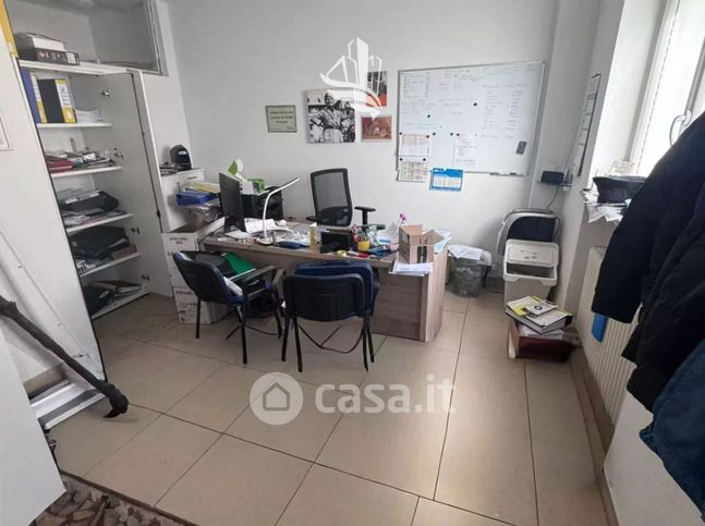 Capannone in commerciale in Via Roma