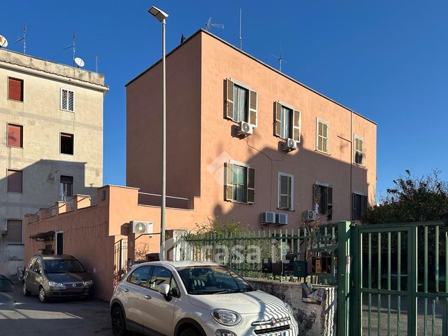 Appartamento in residenziale in Via Valmontone 90