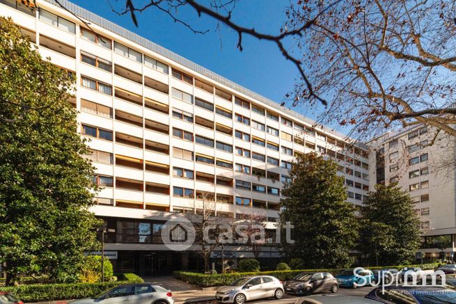 Ufficio in commerciale in Corso Filippo Turati 13