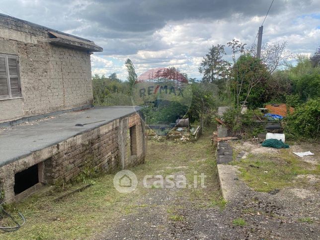 Casa indipendente in residenziale in Via Montecrescenzio