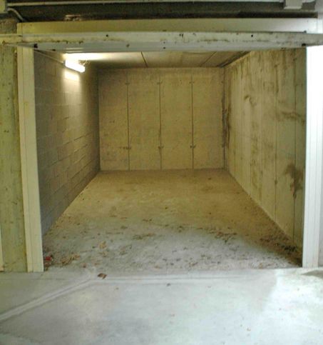 Box/posto auto in residenziale in Via Oriana Fallaci 5