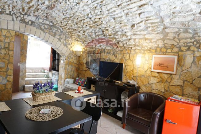 Appartamento in residenziale in Via Alessandro III