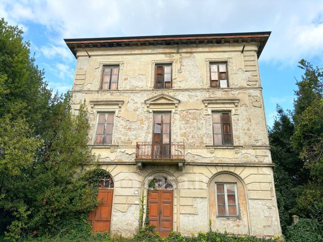 Casa indipendente in residenziale in Via del Cima 65