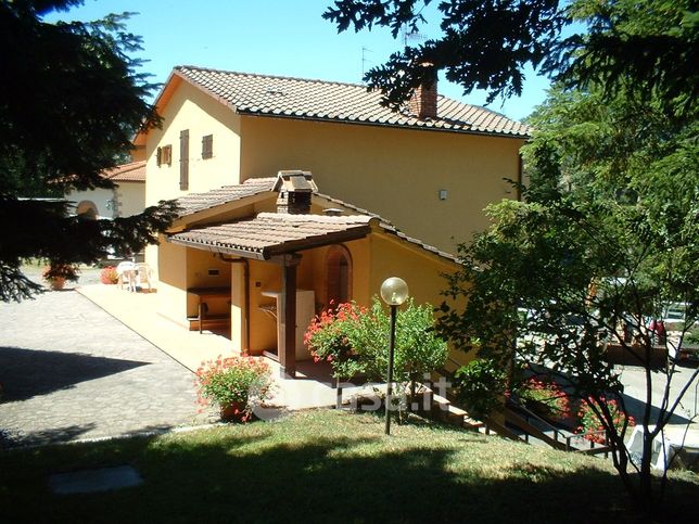 Villa in residenziale in Via Cornacchiaia Pereta