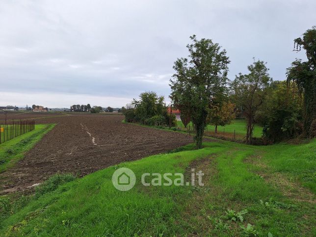 Terreno agricolo in commerciale in Via Vincenzo Bellini