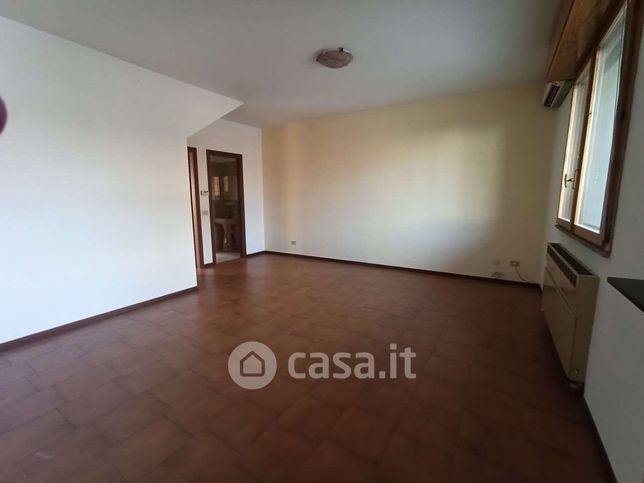 Villetta a schiera in residenziale in Via Mavora