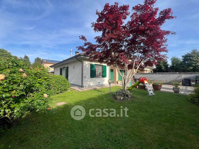 Villa in residenziale in