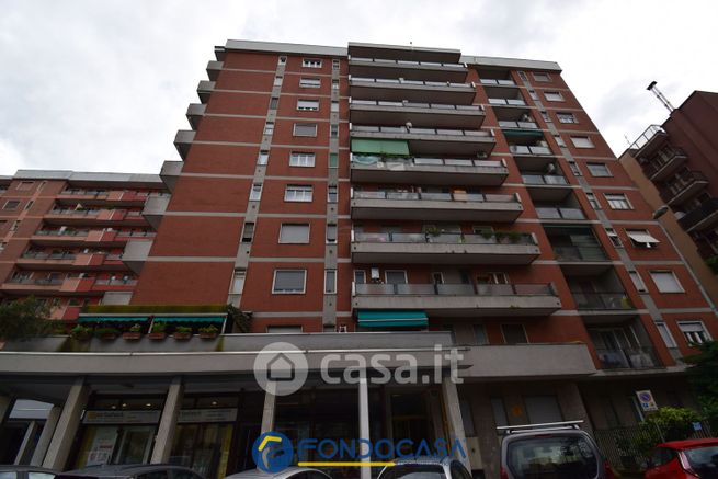 Appartamento in residenziale in Via Fucini 4
