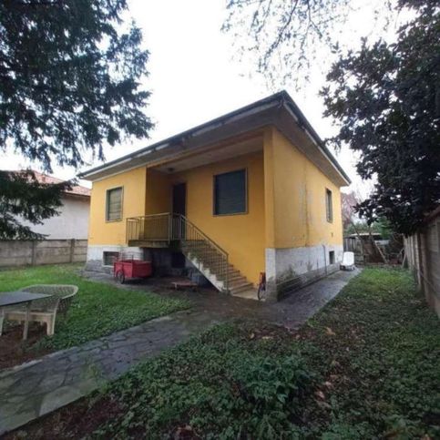 Villa in residenziale in Via Simone da Corbetta 128
