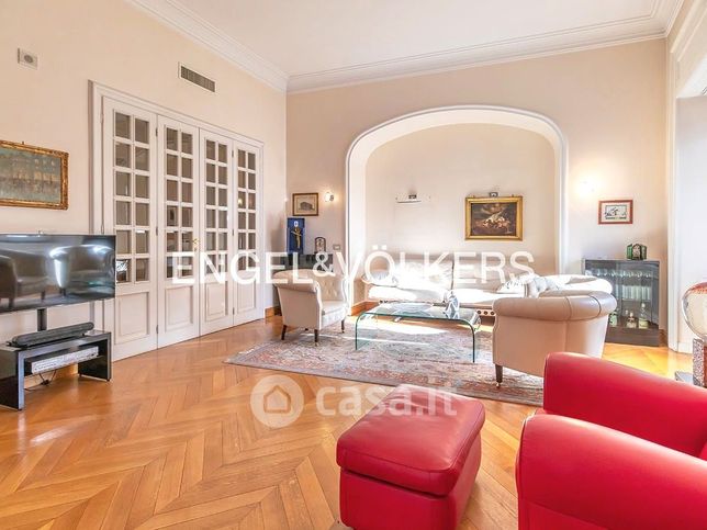 Ufficio in commerciale in Via Ferdinando di Savoia