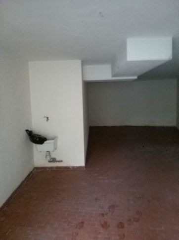 Box/posto auto in residenziale in Via Evangelista Torricelli