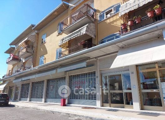 Appartamento in residenziale in Via Cisa 166