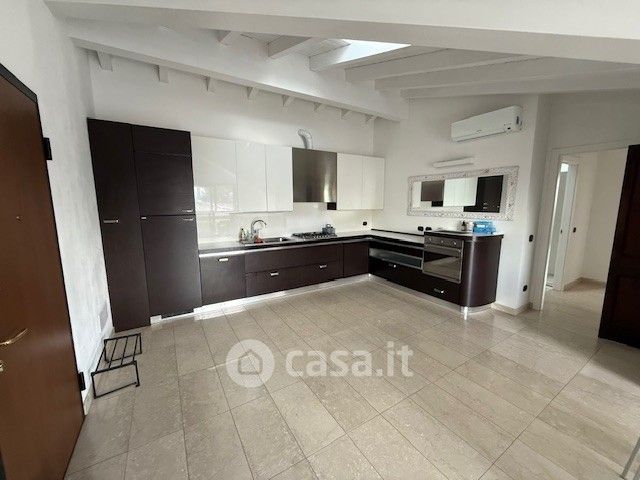 Appartamento in residenziale in Via Francesco Daverio