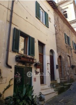 Appartamento in residenziale in Via Castel Vecchio 8