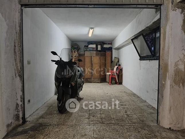 Garage/posto auto in residenziale in Via Sonnino