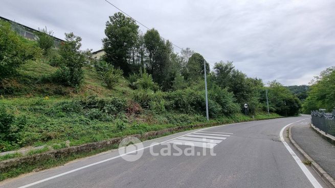 Terreno agricolo in commerciale in Via Valmara