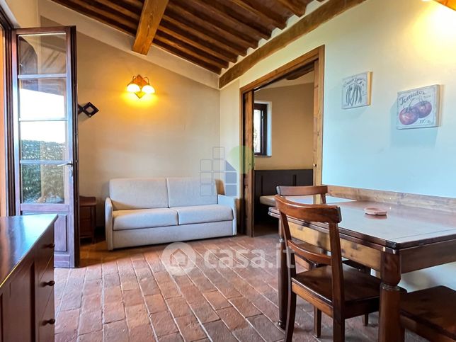 Casa indipendente in residenziale in Strada Statale 1 88