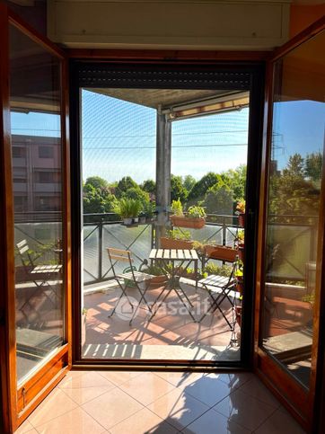 Appartamento in residenziale in Via Giorgio de Chirico 11