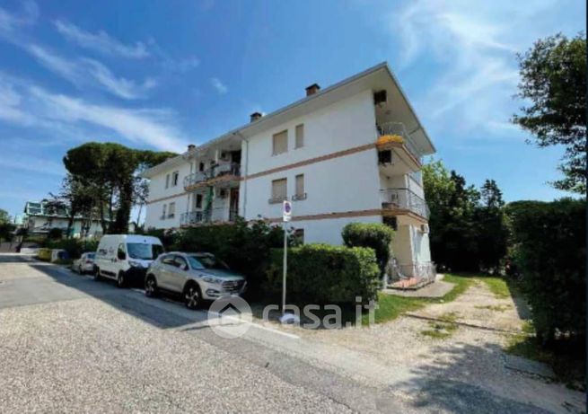 Appartamento in residenziale in Via dei Pianeti