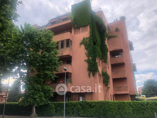 Appartamento in residenziale in Via Como 108