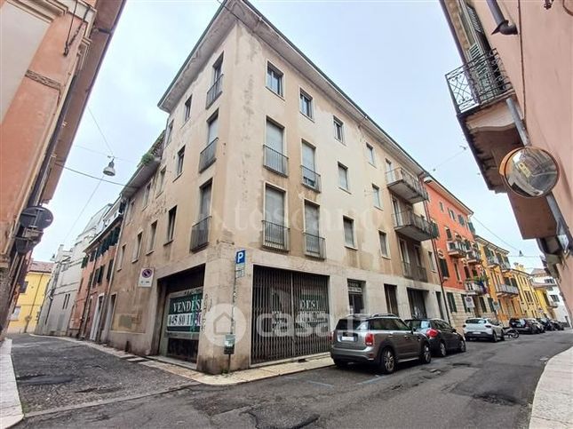 Appartamento in residenziale in Via Amatore Sciesa