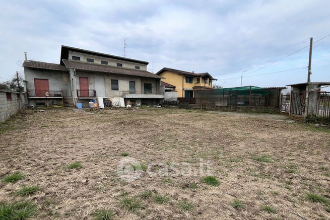 Villa in residenziale in Via Ticino