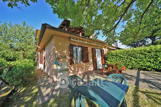 Appartamento in residenziale in Via del Peperino 33