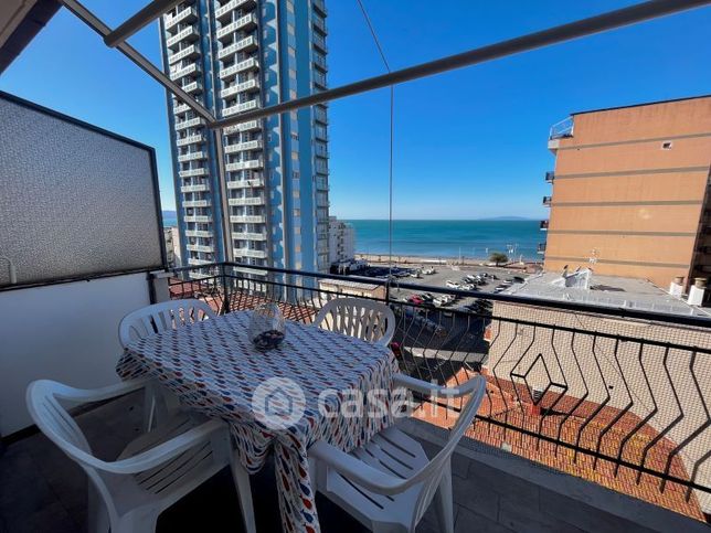 Appartamento in residenziale in Via Giacomelli 15