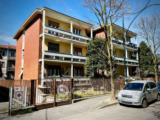 Appartamento in residenziale in Viale Piemonte 10