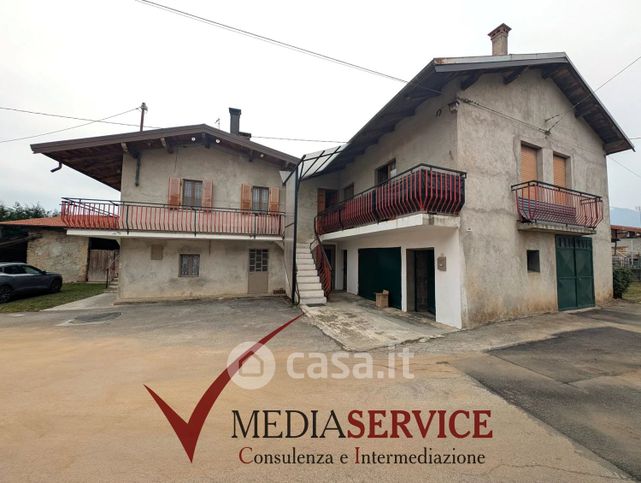 Casa indipendente in residenziale in Via Cavour 141