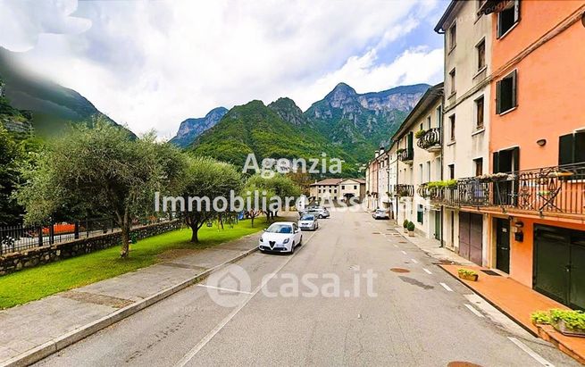 Casa indipendente in residenziale in Via Stazio