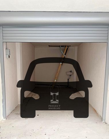 Box/posto auto in residenziale in Via dei Piccardi 47