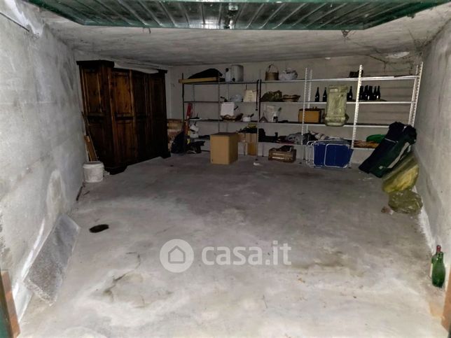 Box/posto auto in residenziale in Via Lazzaretto