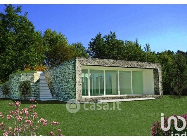 Terreno edificabile in residenziale in Via Privata Tetti Rossi