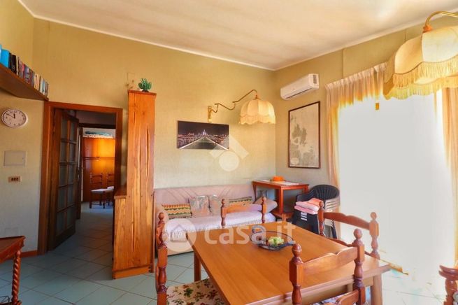 Appartamento in residenziale in Via Mauro Manca 5