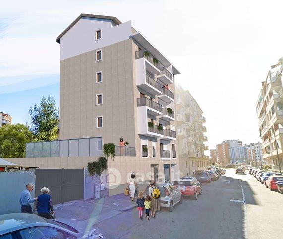 Box/posto auto in residenziale in Via Carso 43