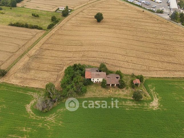 Terreno edificabile in residenziale in Via Tortona