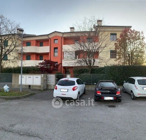 Appartamento in residenziale in Via delle Rose