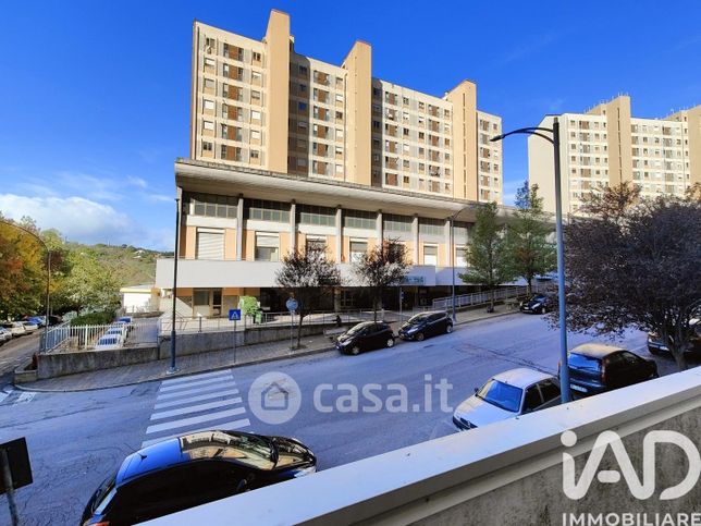 Appartamento in residenziale in Via Tirreno 20