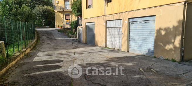 Box/posto auto in residenziale in Salita Belvedere