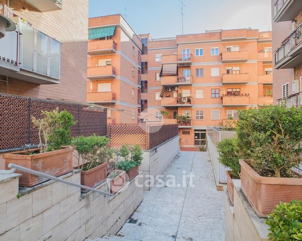 Appartamento in residenziale in Via Pio Foà 35